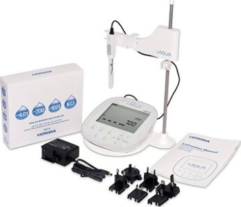 HORIBA キャパシタンスマノメータ 100Torr F.S. (13.332kPa) 55℃ 1/2VCR-F VG-221-12T-055-8CR 1個 HORIBA キャパシタンスマノメータ 100Torr F.S. (13.332kPa) 100℃ 1